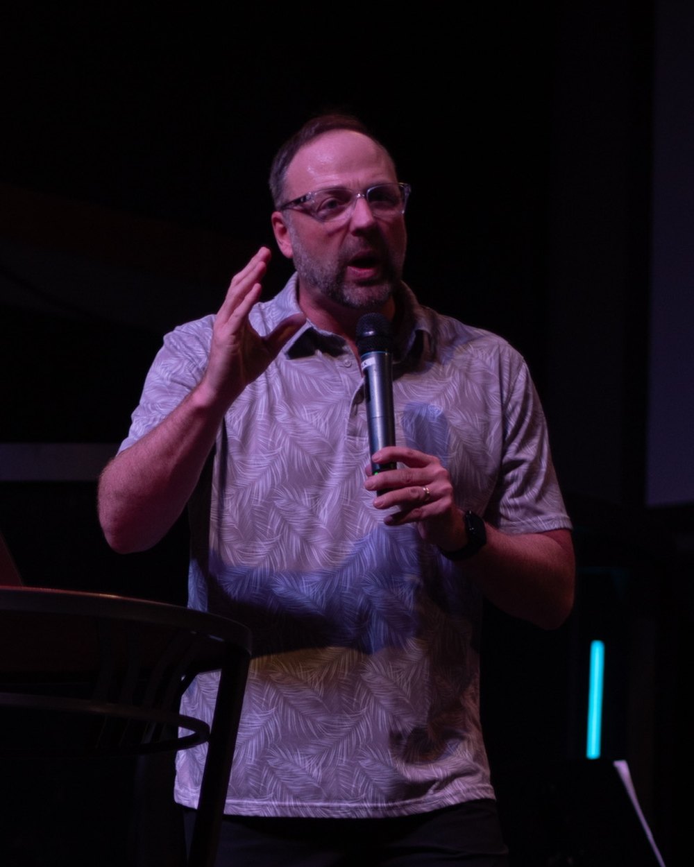 Pastor Kevin Foster preaching at LifeBridge
